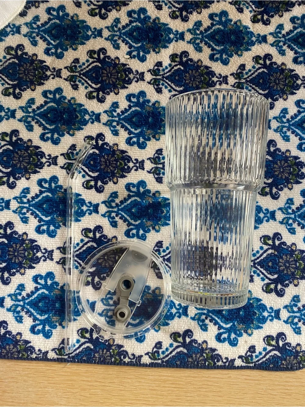N/A ribbed glass